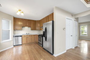 1255 Huntington Drive, Mundelein, IL 60060