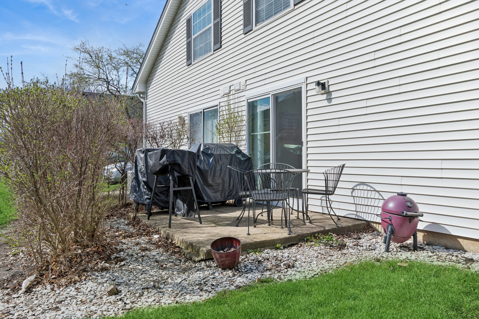513 East Avenue #513, Streamwood, IL 60107