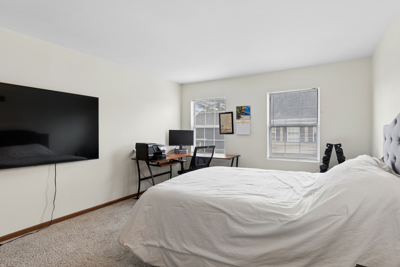 513 East Avenue #513, Streamwood, IL 60107