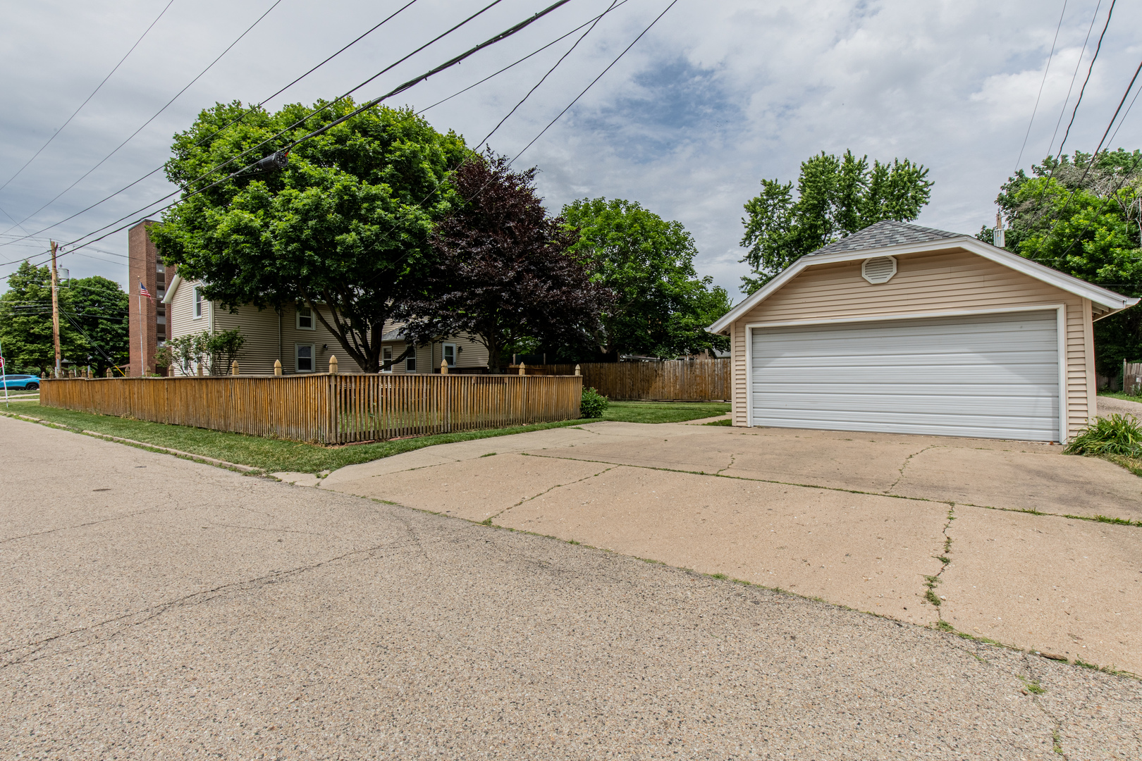 443 S Church Street, Princeton, IL 61356