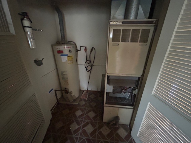 906 E Locust Street, Watseka, IL 60970