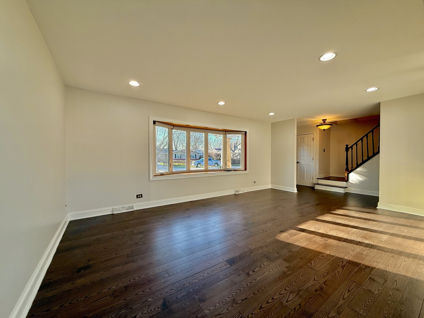 1403 S Birch Drive, Mount Prospect, IL 60056