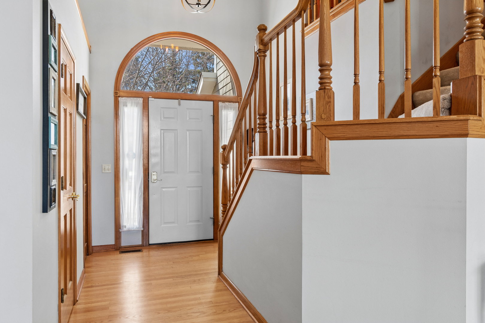 2102 BROOKSIDE Lane, Aurora, IL 60502