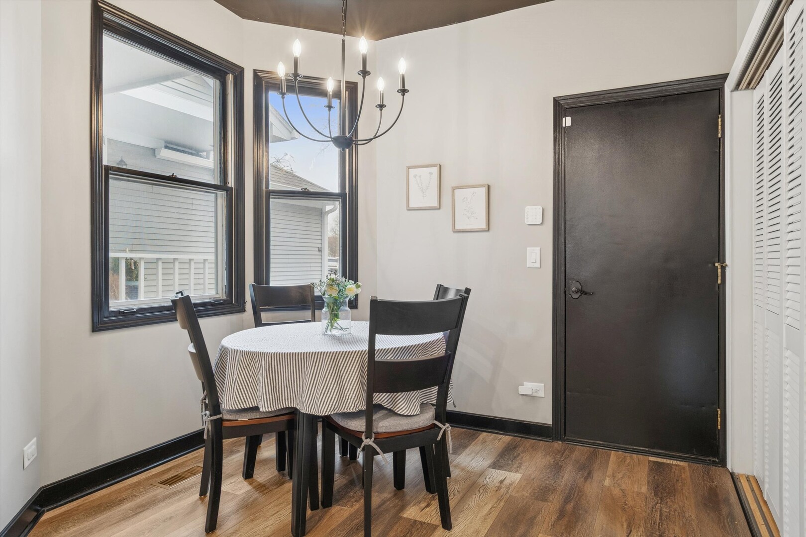 1269 Rhodes Lane, Naperville, IL 60540