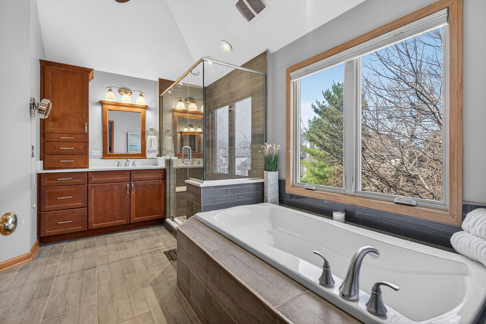 113 Woodlet Lane, Bolingbrook, IL 60490