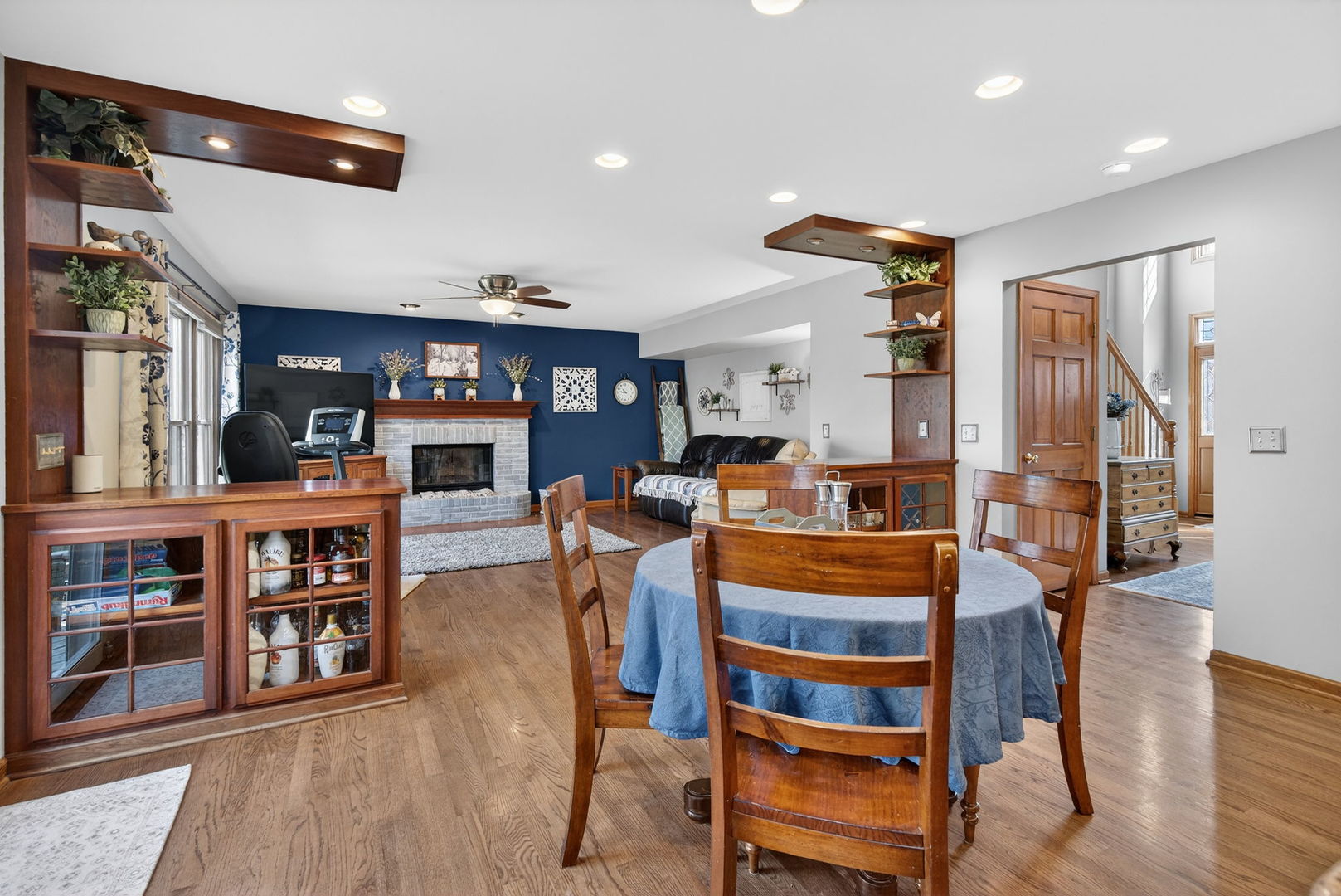 113 Woodlet Lane, Bolingbrook, IL 60490