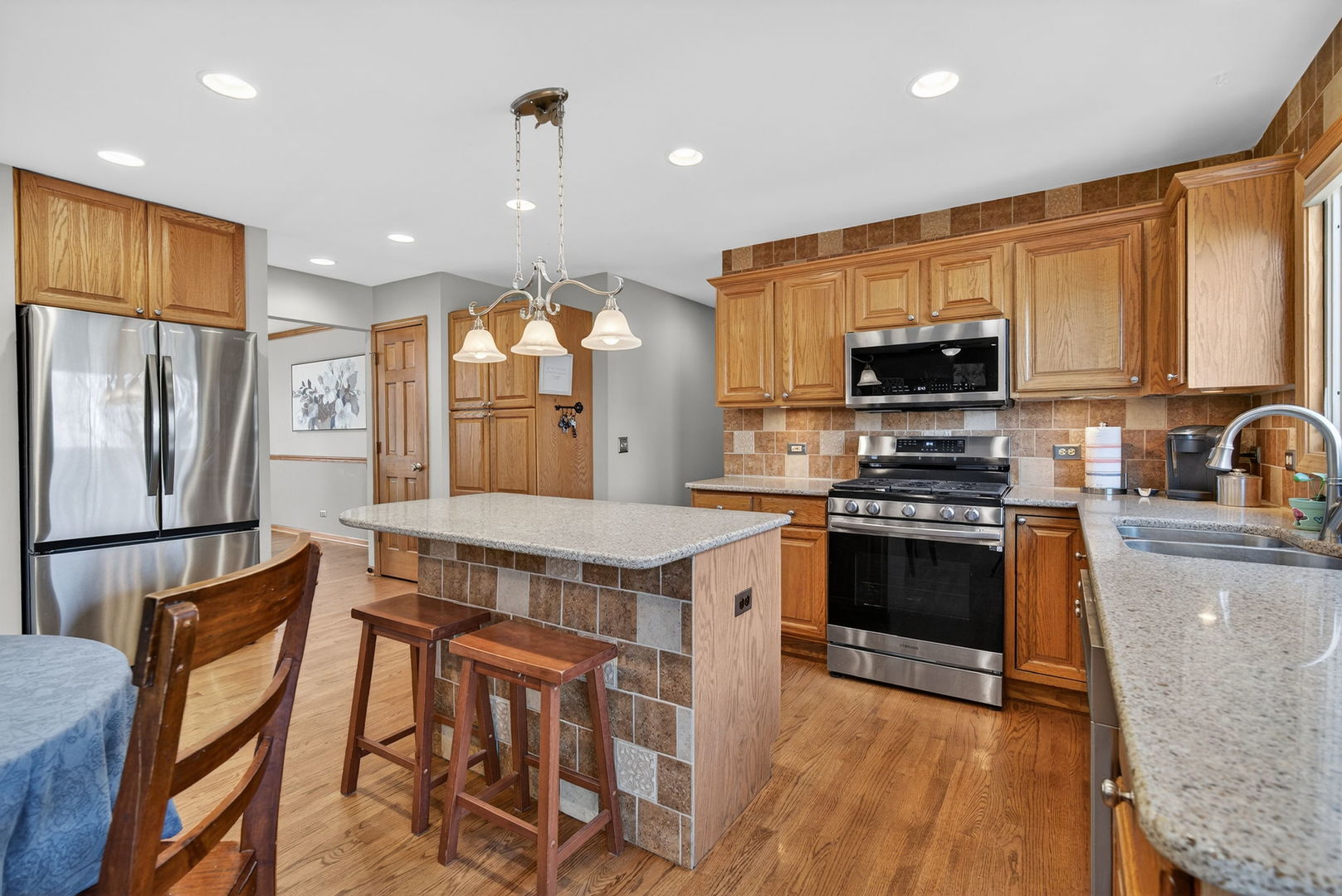 113 Woodlet Lane, Bolingbrook, IL 60490