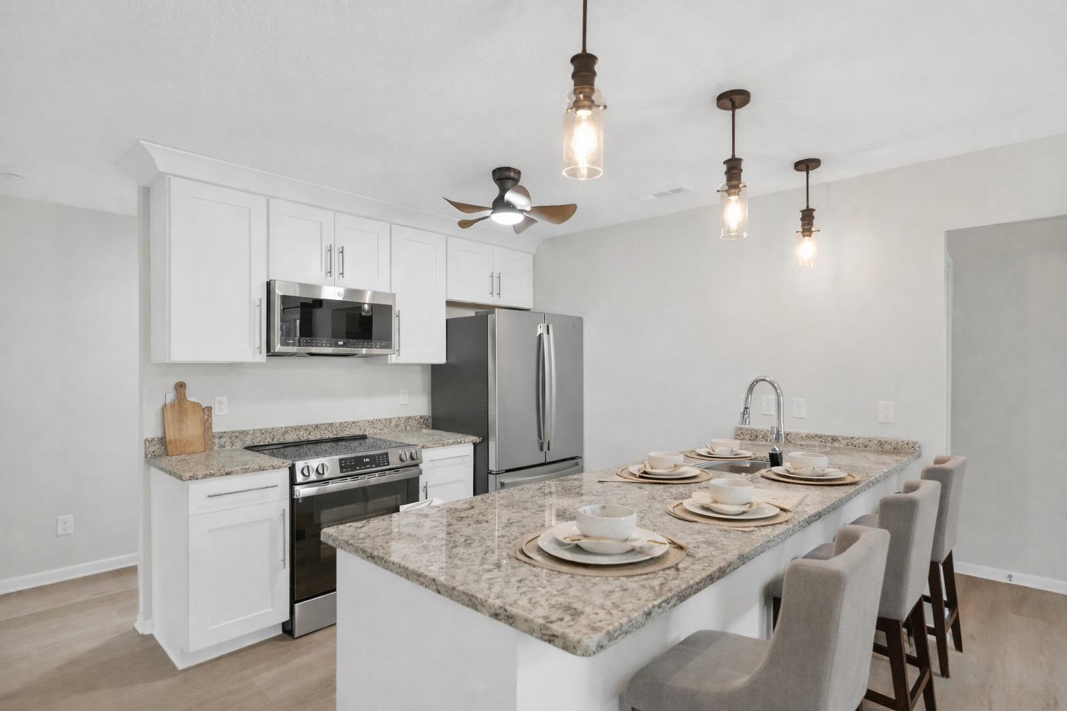 7636 Creek Bend #7636, Rockford, IL 61114