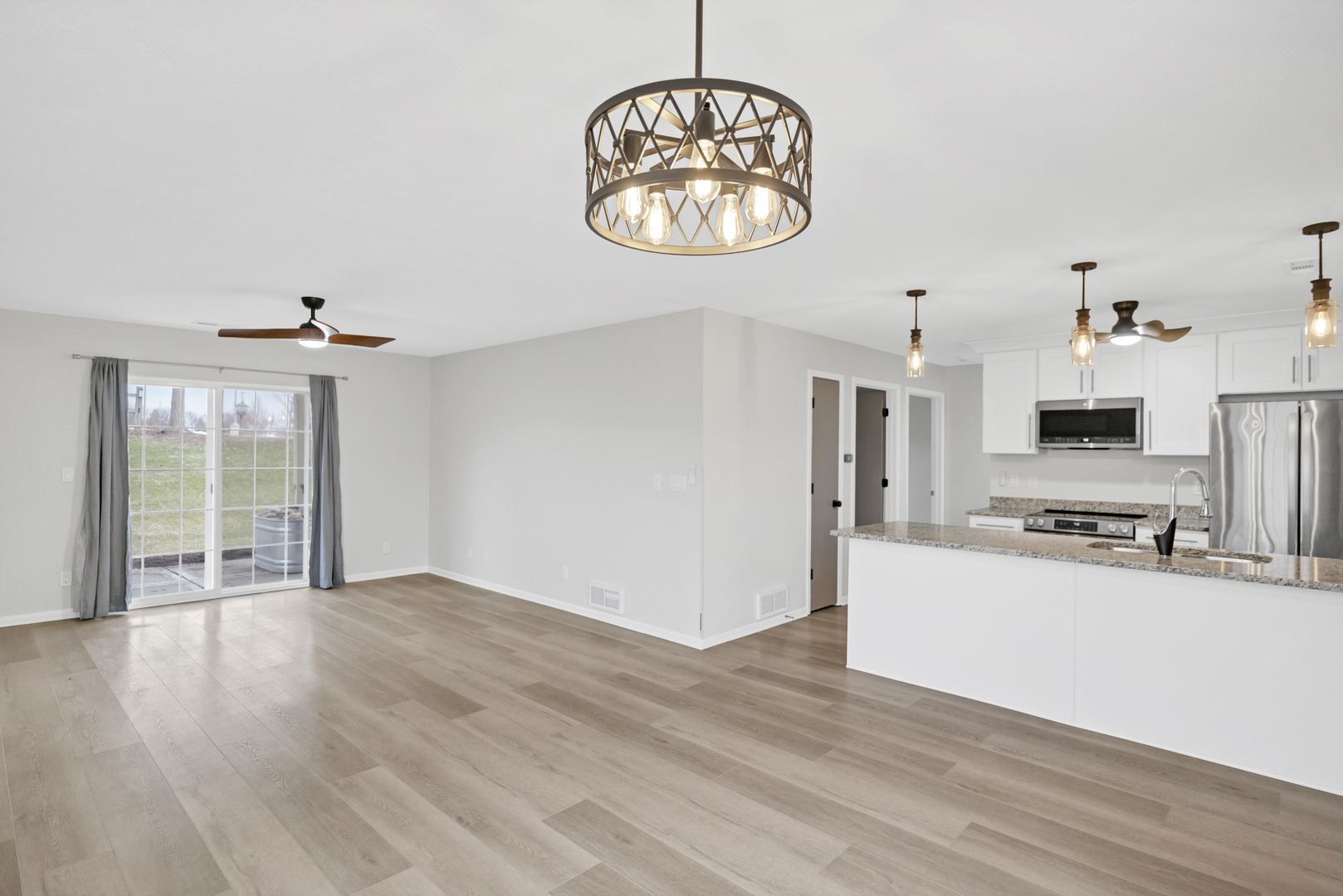 7636 Creek Bend #7636, Rockford, IL 61114