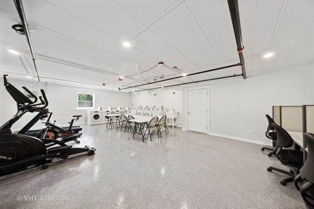 515 N Cass Avenue #2H, Westmont, IL 60559