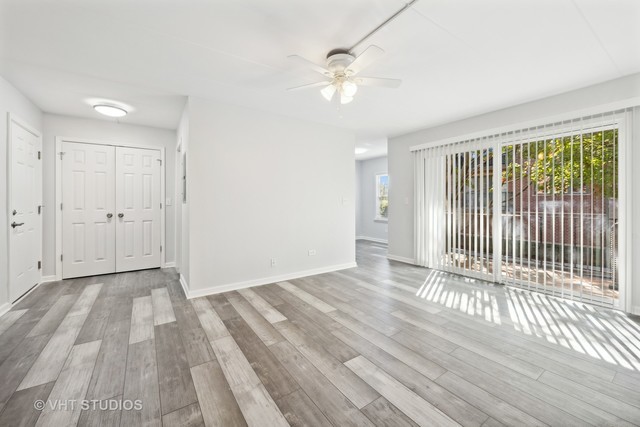 515 N Cass Avenue #2H, Westmont, IL 60559