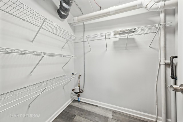 515 N Cass Avenue #2H, Westmont, IL 60559