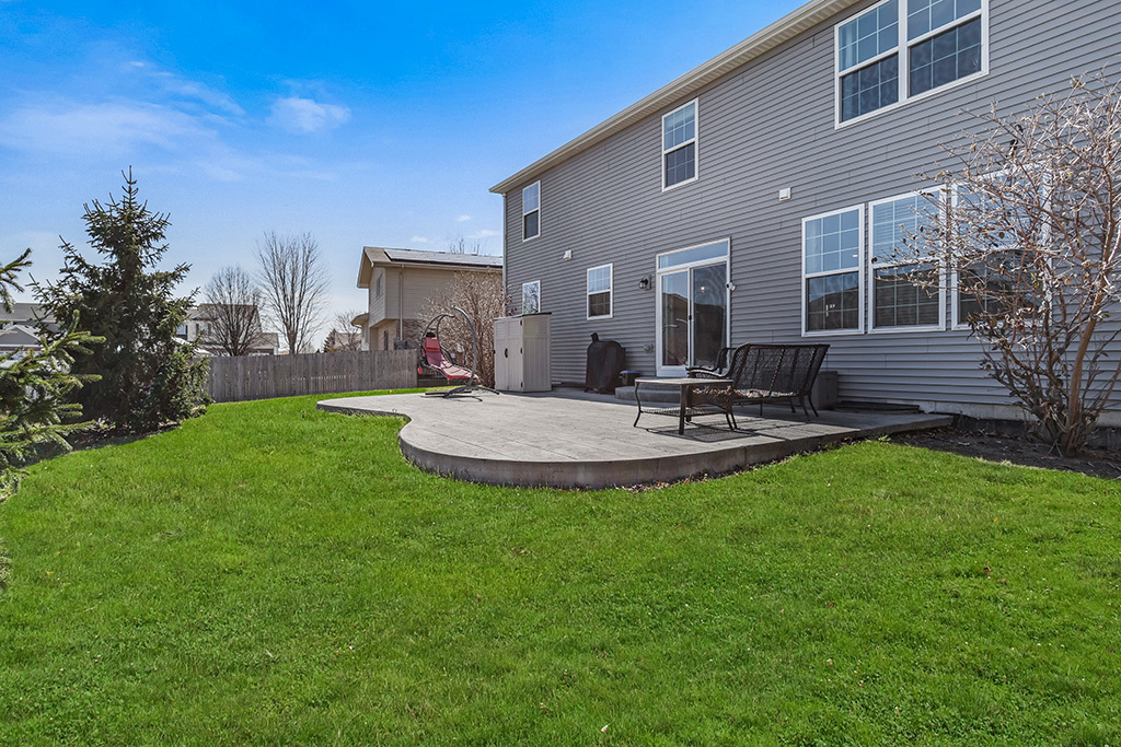 804 Feeney Drive, Minooka, IL 60447