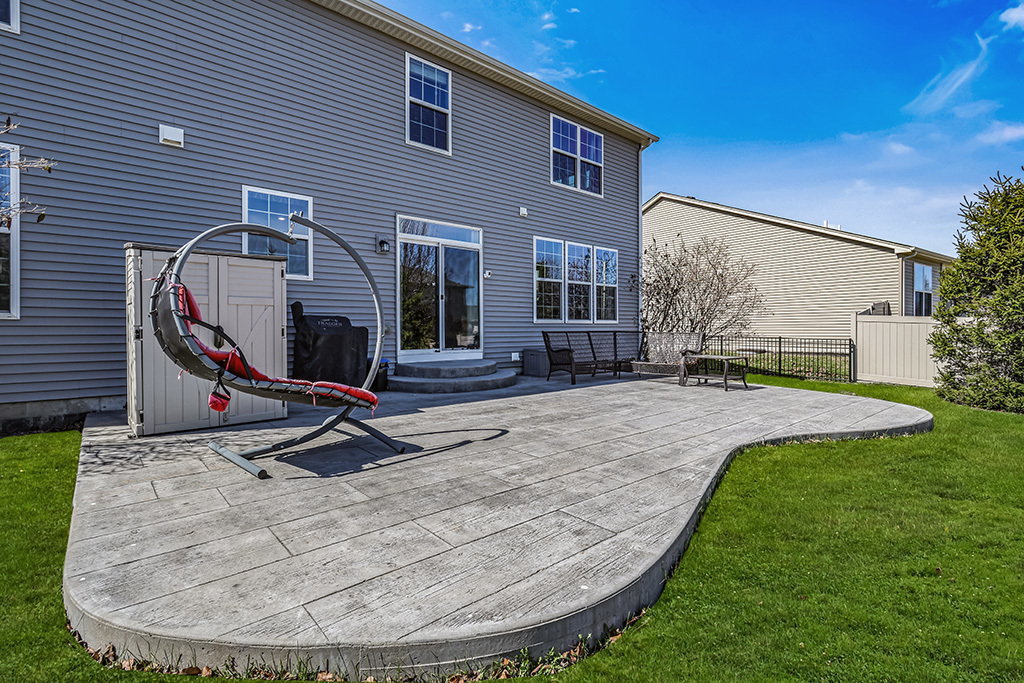 804 Feeney Drive, Minooka, IL 60447