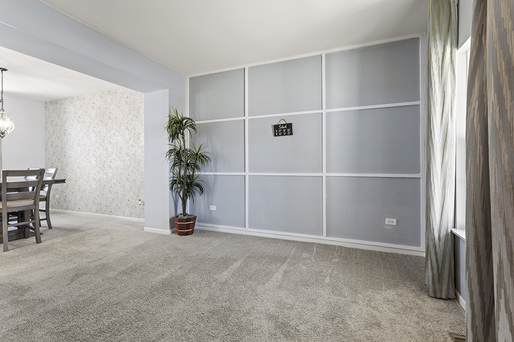 804 Feeney Drive, Minooka, IL 60447