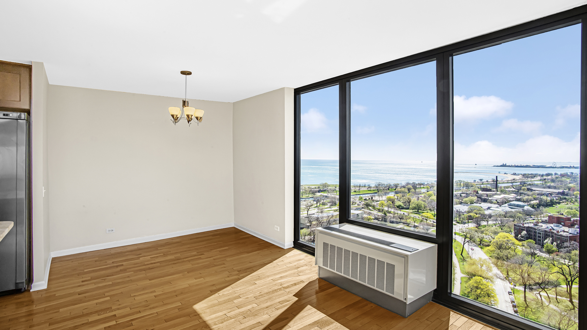 2500 N Lakeview Avenue #3001, Chicago, IL 60614