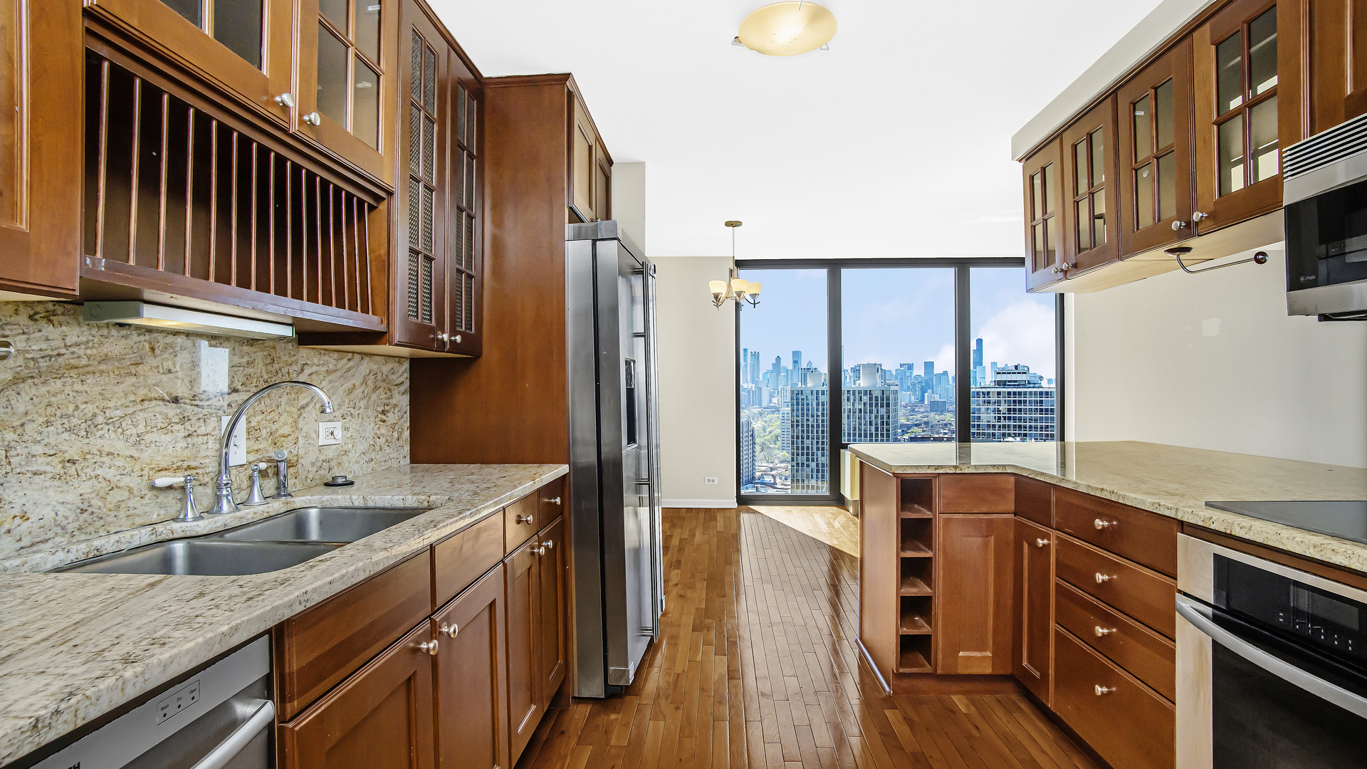 2500 N Lakeview Avenue #3001, Chicago, IL 60614