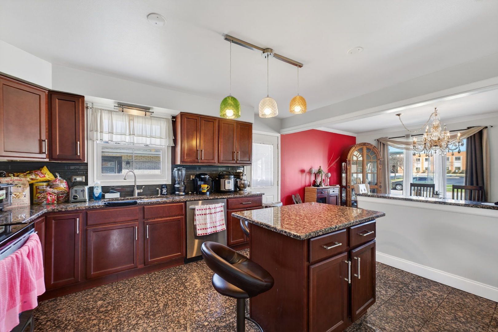 9124 Meade Avenue, Oak Lawn, IL 60453