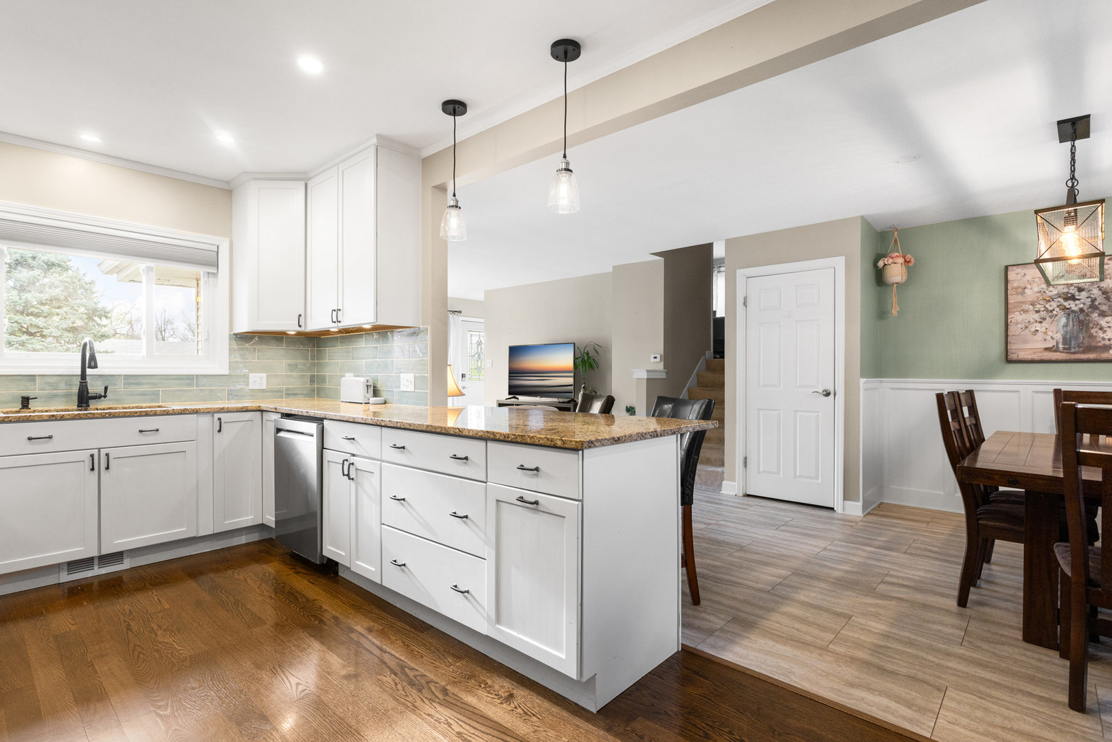 1S115 Euclid Avenue, Villa Park, IL 60181