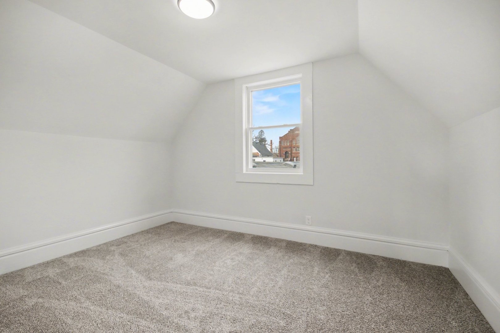 29 N Green Street, Carpentersville, IL 60110