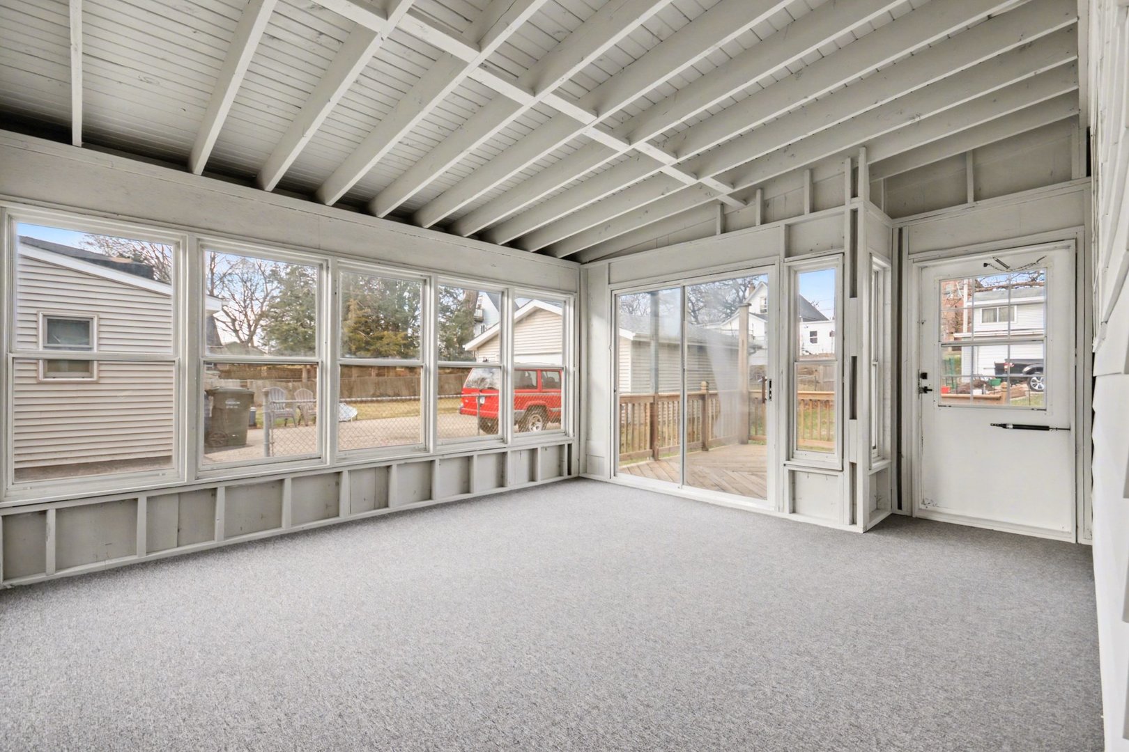 29 N Green Street, Carpentersville, IL 60110