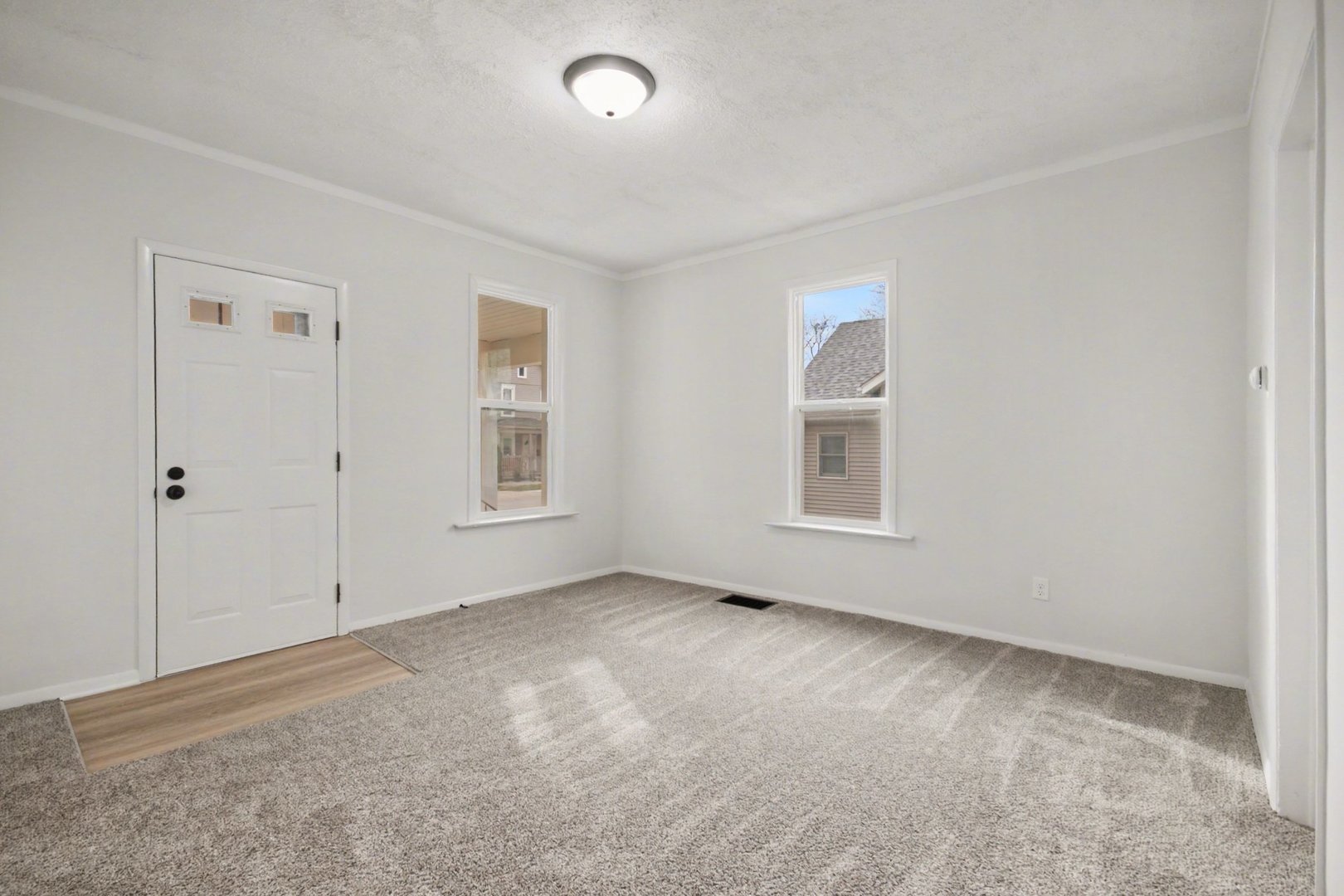 29 N Green Street, Carpentersville, IL 60110