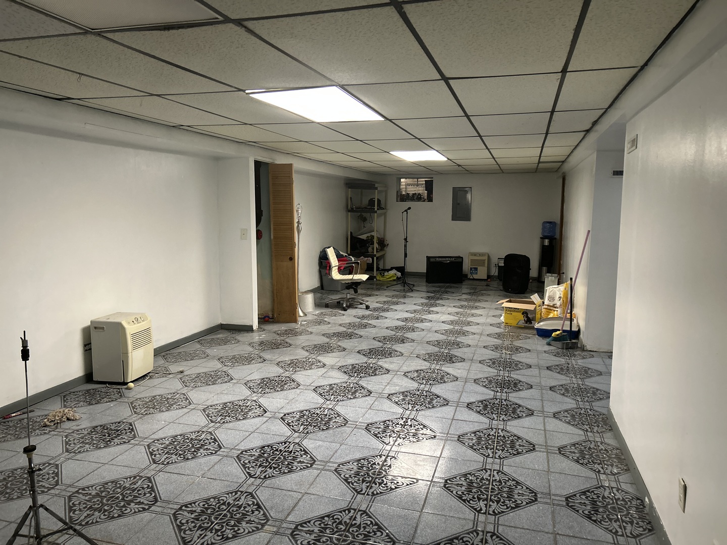 14904 Springfield Avenue, Midlothian, IL 60445