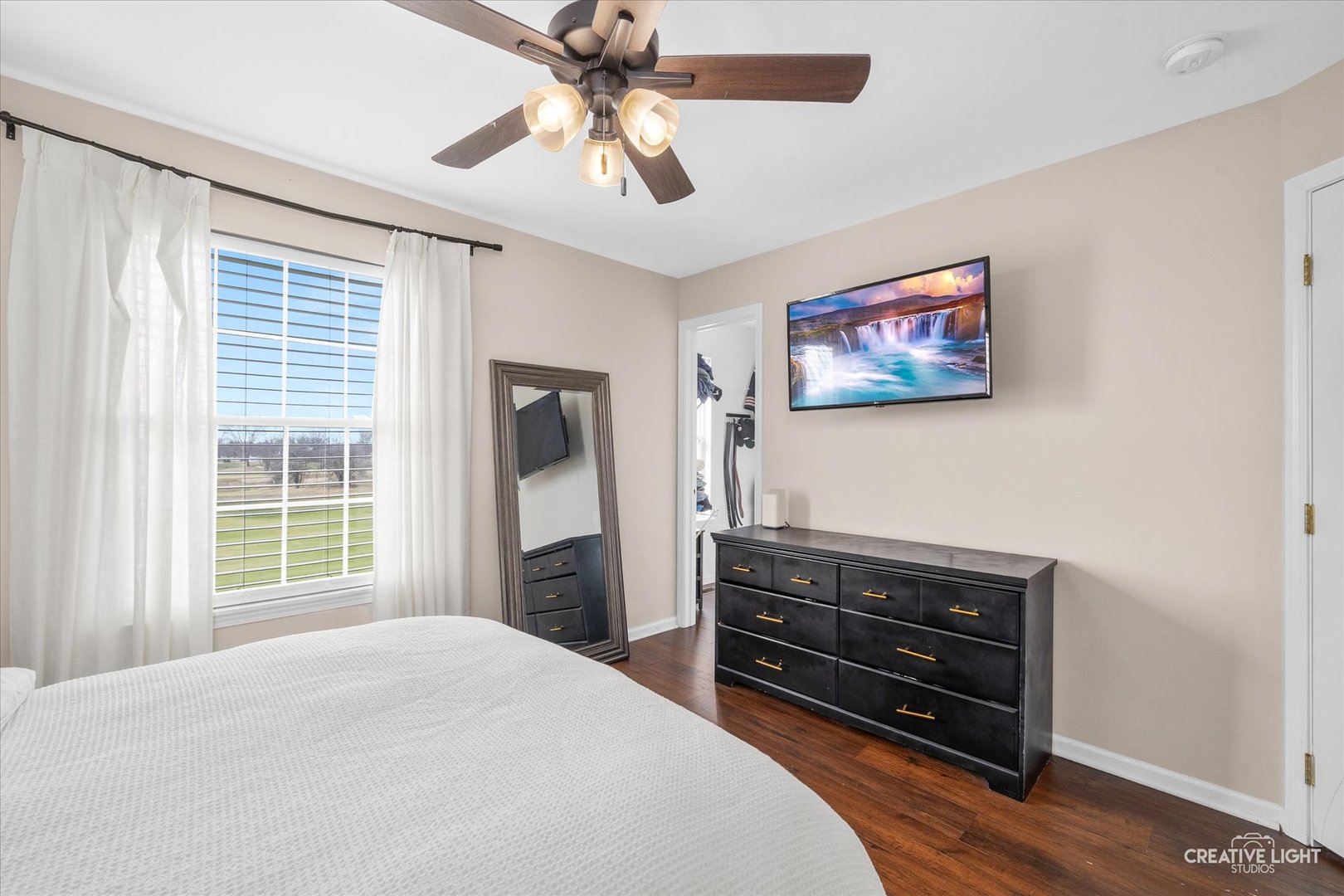 2436 Courtyard Circle #1, Aurora, IL 60506