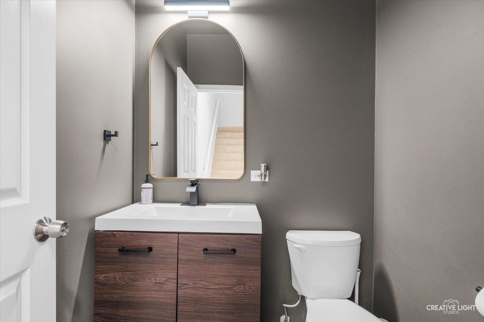 2436 Courtyard Circle #1, Aurora, IL 60506