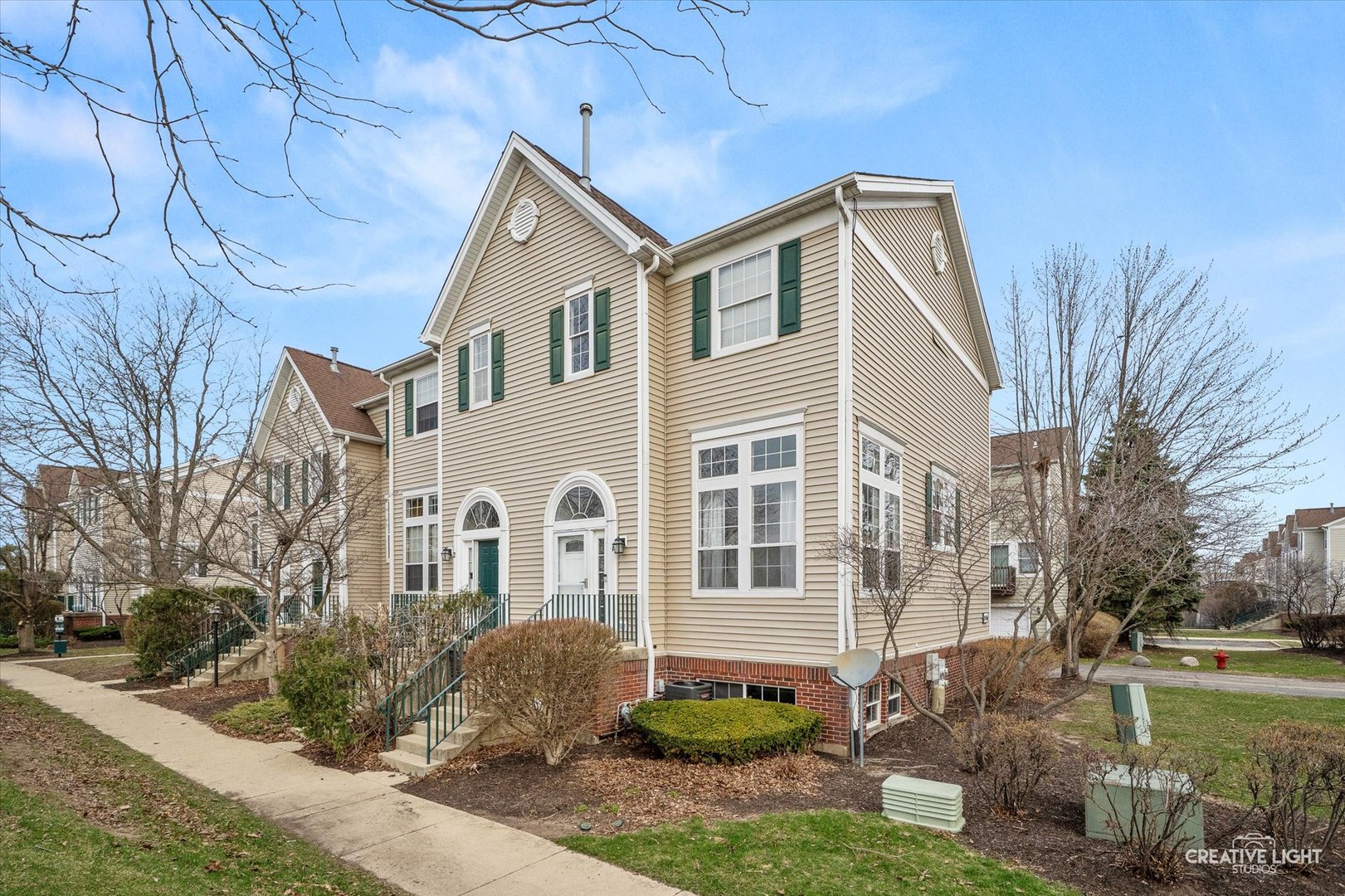 2436 Courtyard Circle #1, Aurora, IL 60506