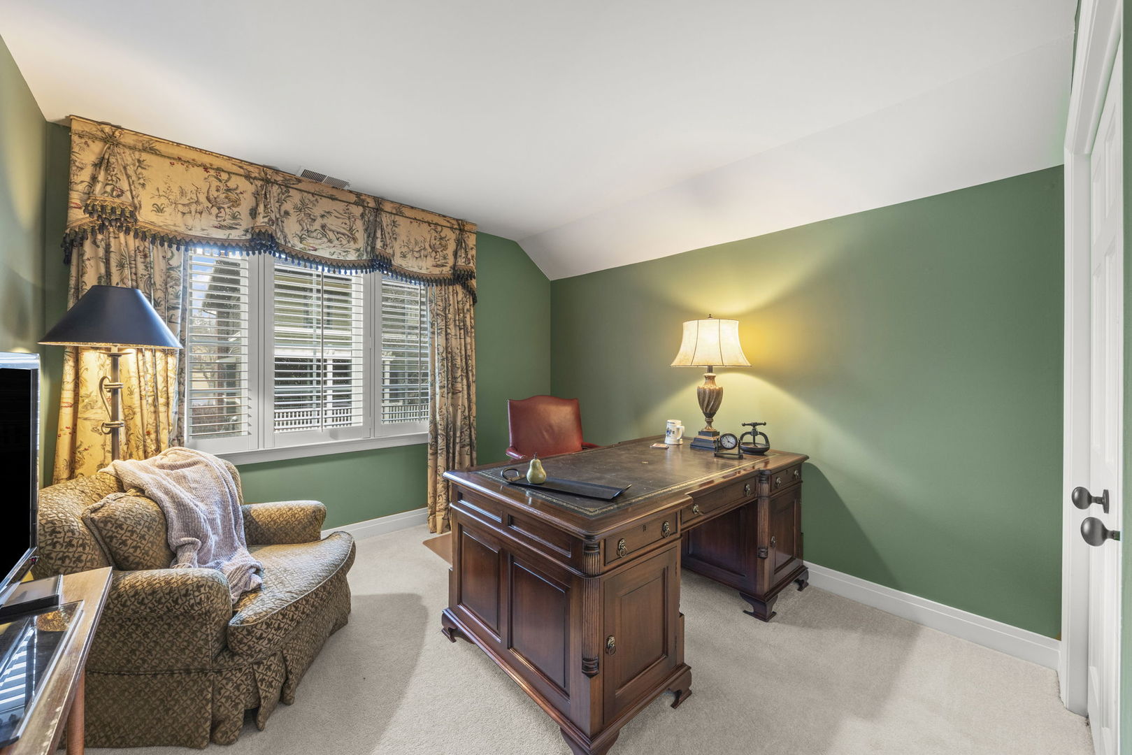 646 Highview Avenue, Glen Ellyn, IL 60137