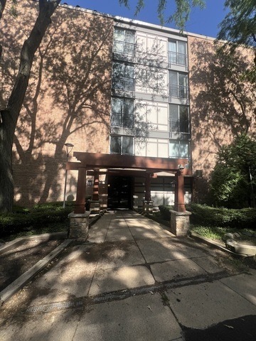 5800 Oakwood Drive #5G, Lisle, IL 60532