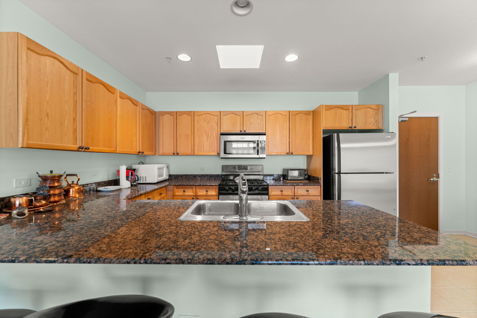 7753 VAN BUREN Street #512, Forest Park, IL 60130