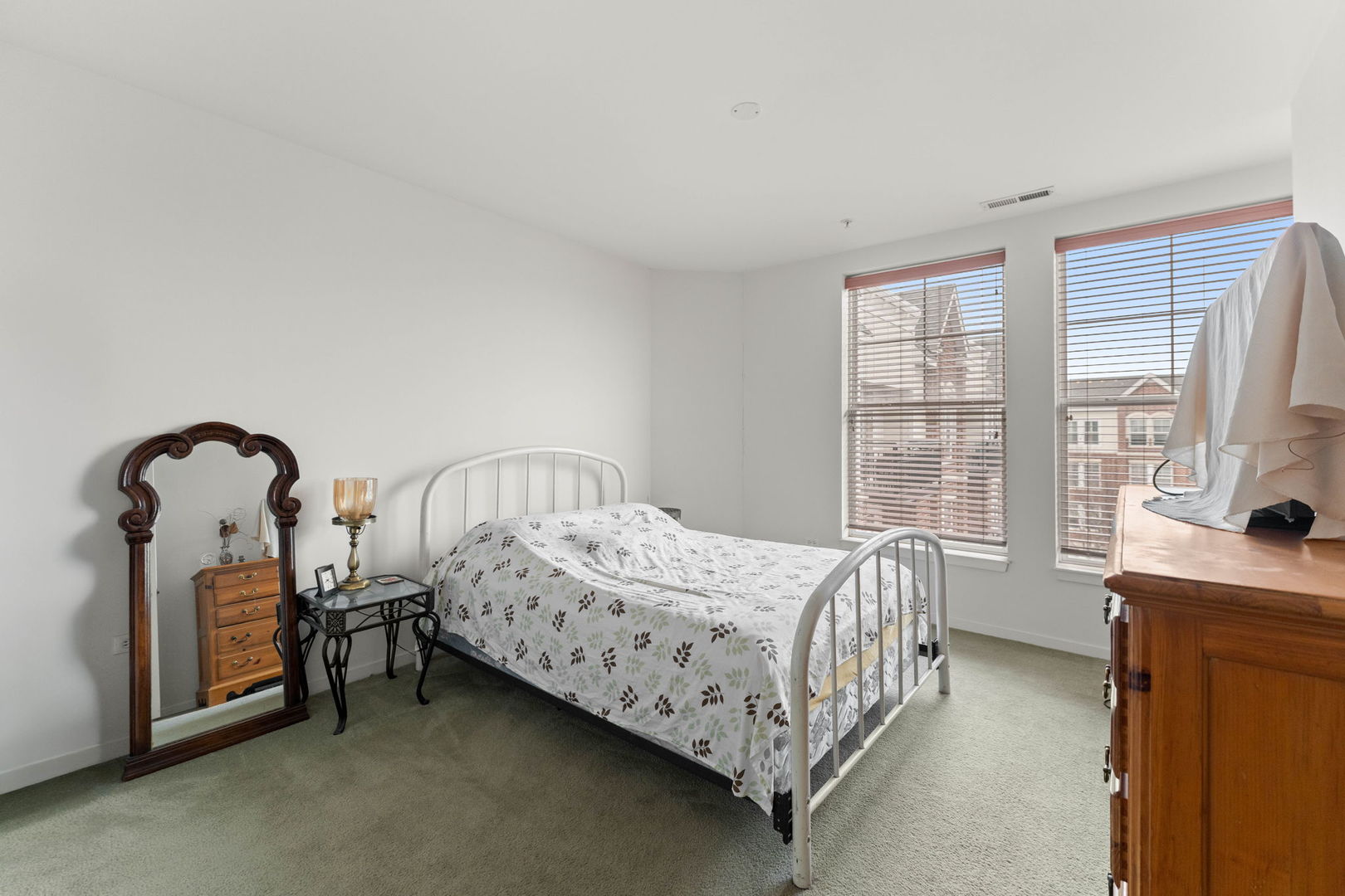 7753 VAN BUREN Street #512, Forest Park, IL 60130