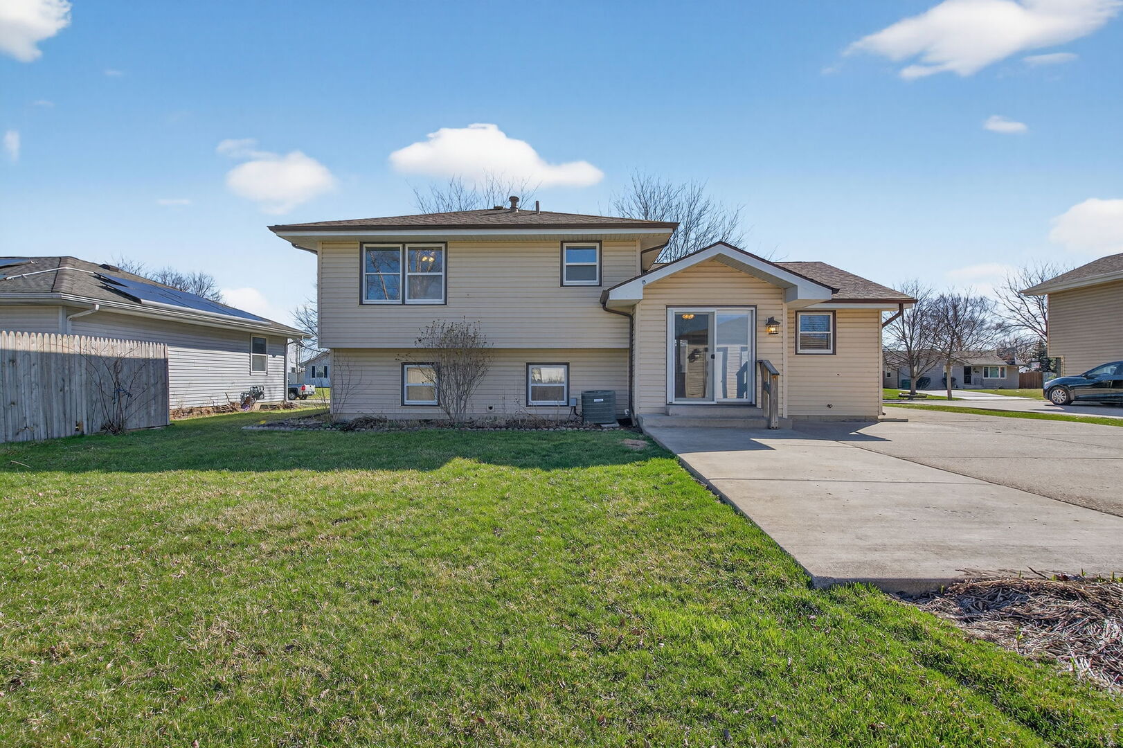 3005 Art Schultz Drive, Plainfield, IL 60586