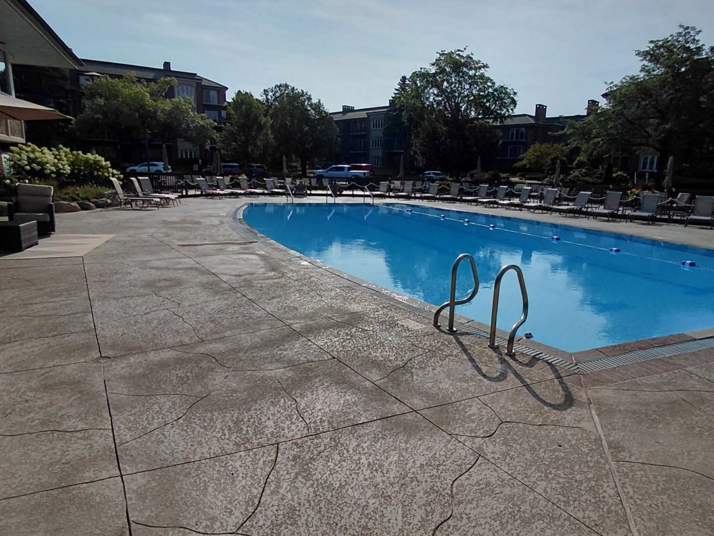 2 Oak Brook Club Drive #C303, Oak Brook, IL 60523