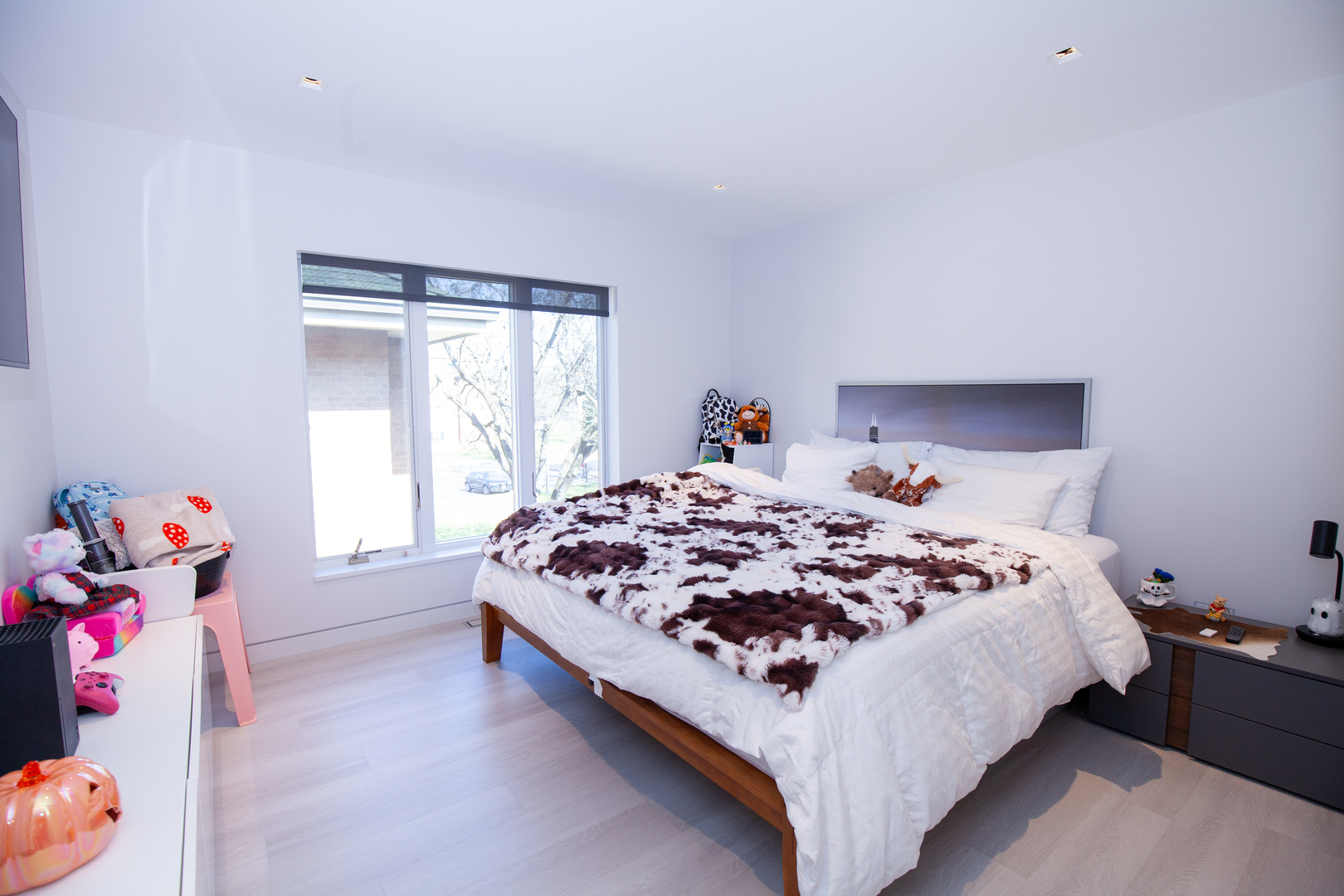 2 Oak Brook Club Drive #C303, Oak Brook, IL 60523