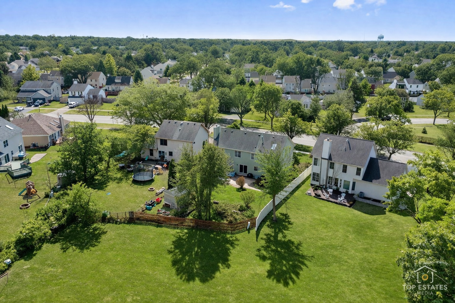 1506 Division Street, St. Charles, IL 60174