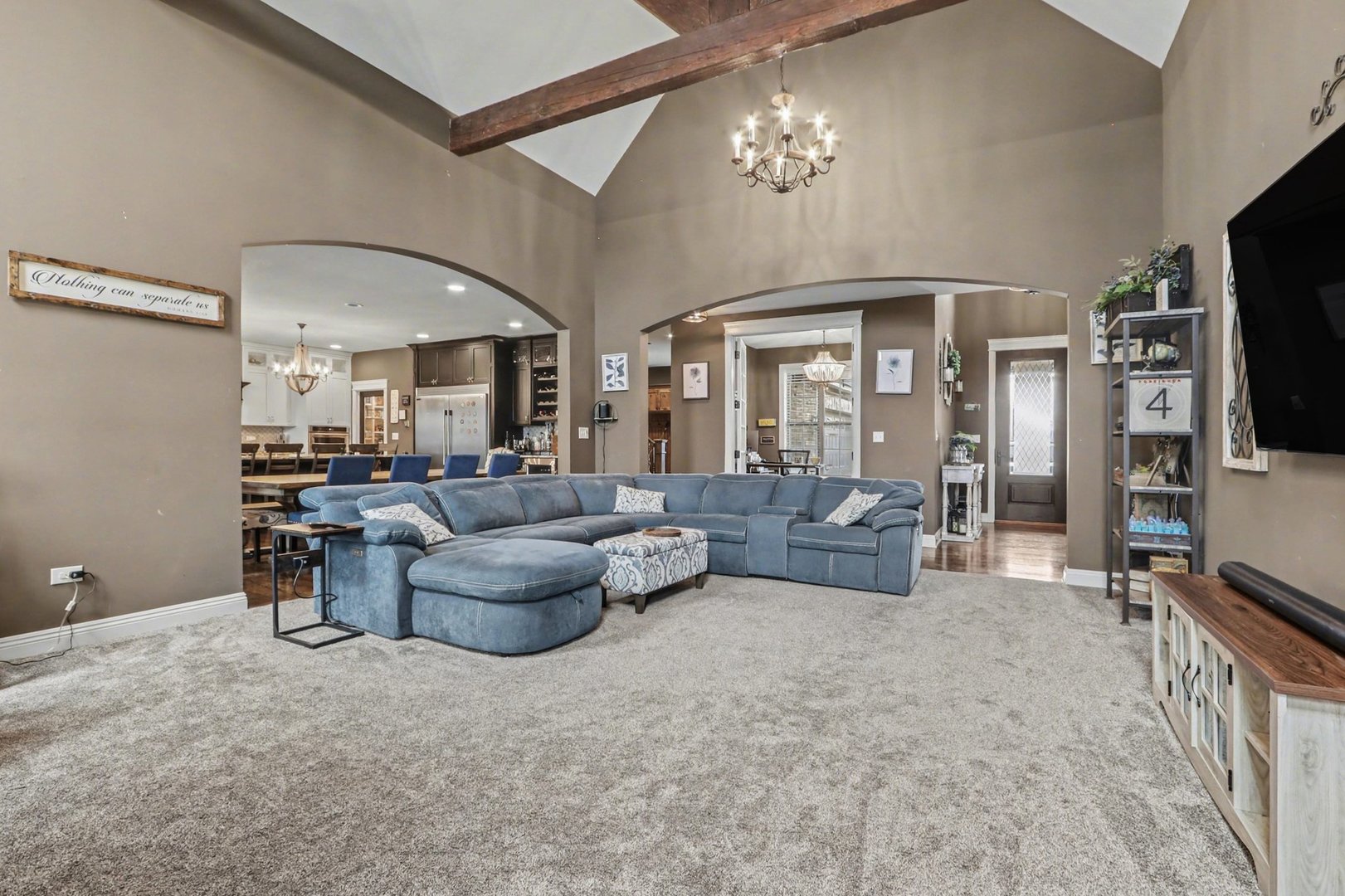 21433 S Wooded Cove Drive, Elwood, IL 60421