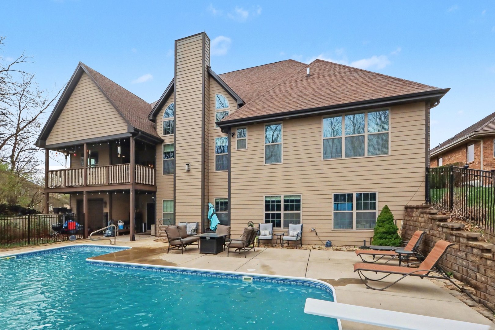 21433 S Wooded Cove Drive, Elwood, IL 60421