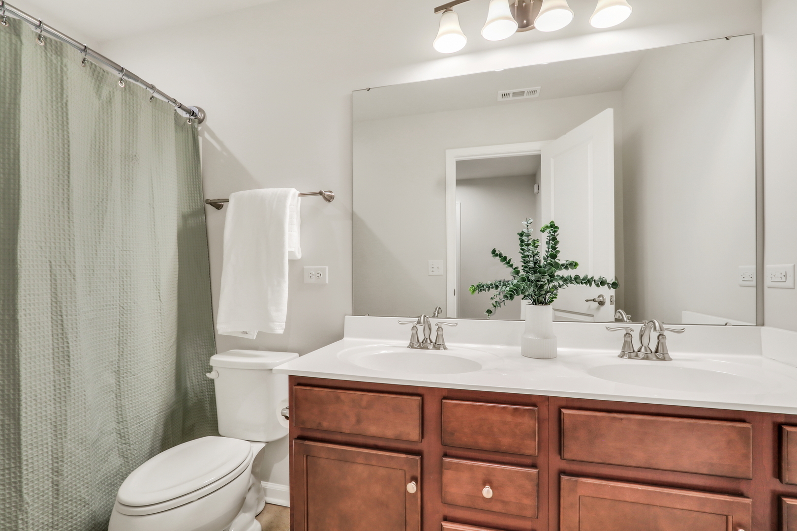 3132 Concord Lane, Wadsworth, IL 60083