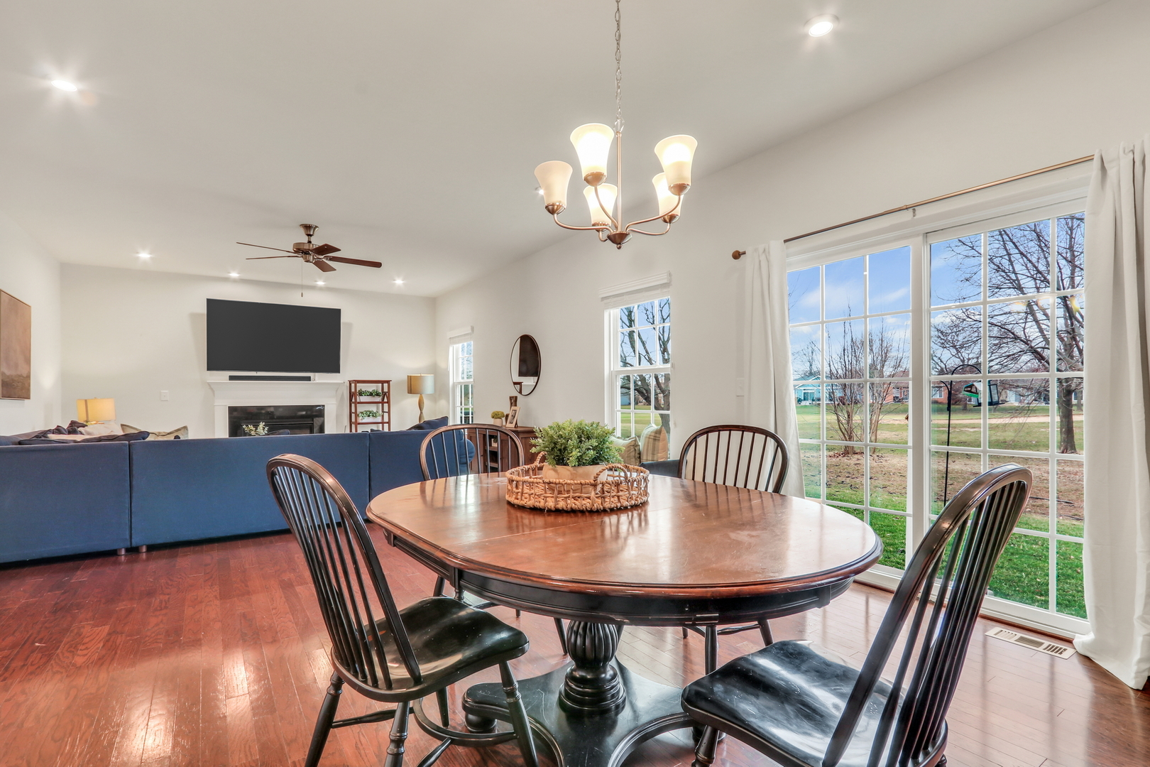 3132 Concord Lane, Wadsworth, IL 60083