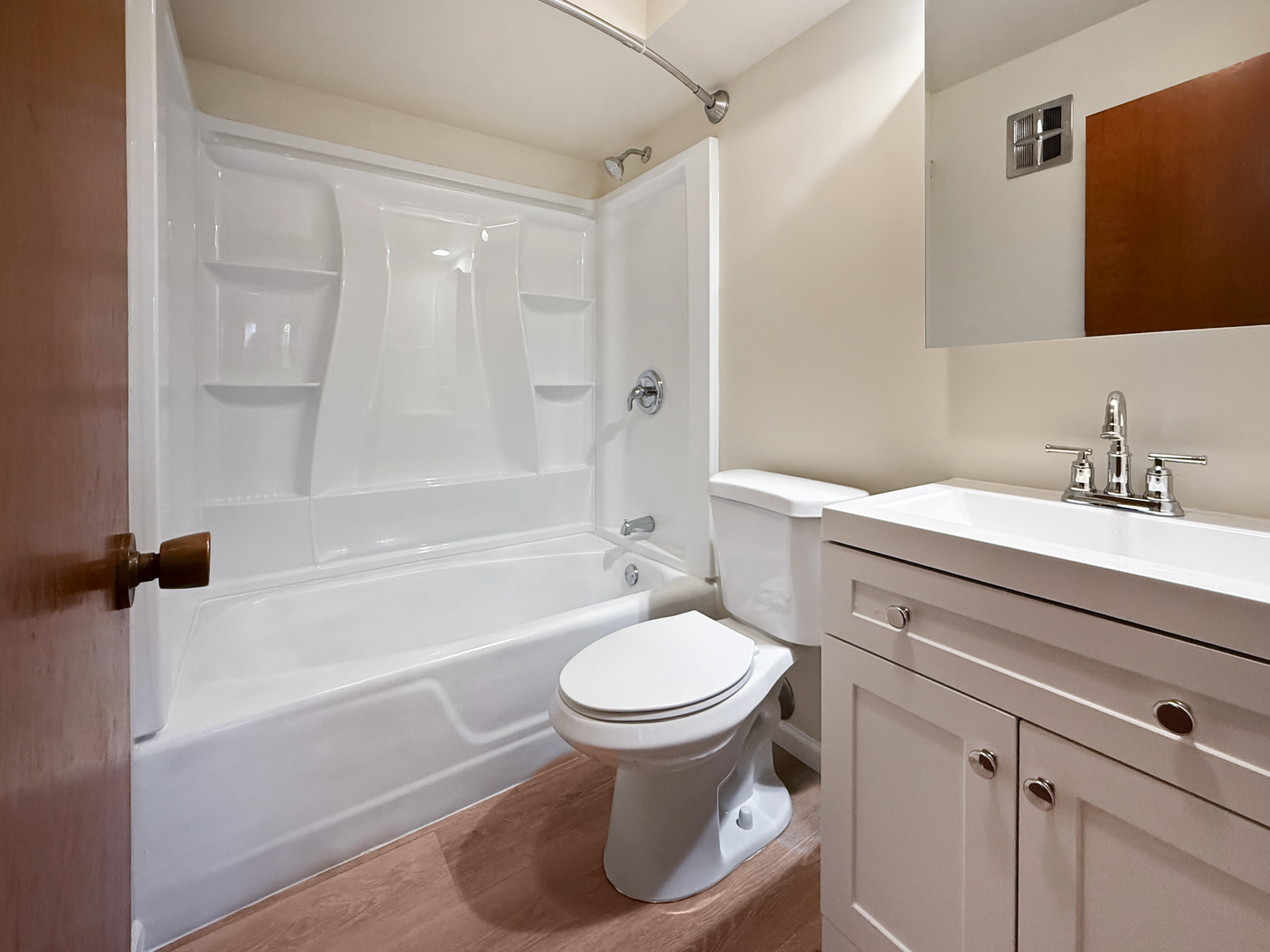 2025 Maple Road #1E, Homewood, IL 60430