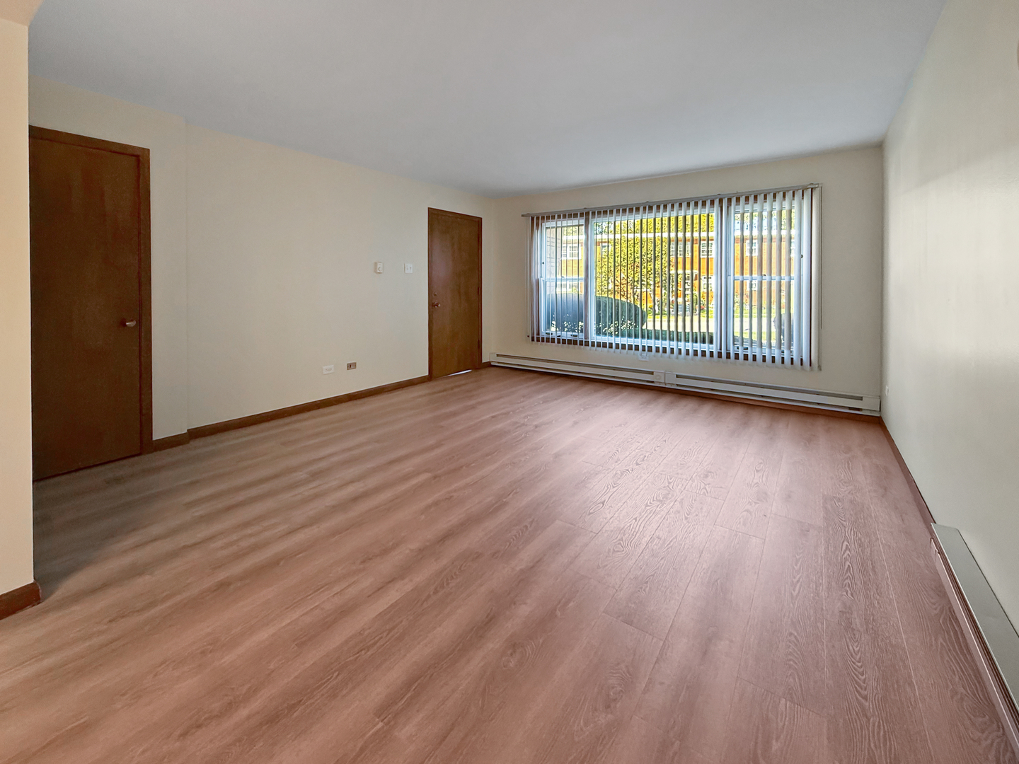 2025 Maple Road #1E, Homewood, IL 60430