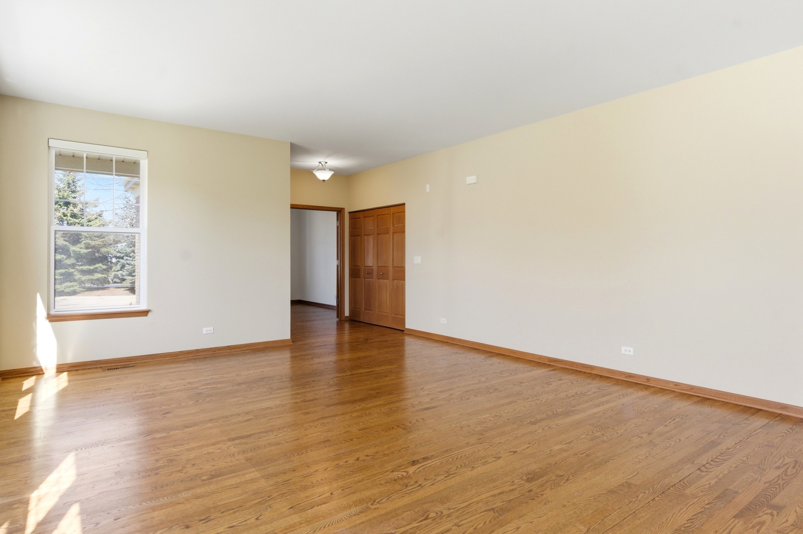 1967 Holloway Court, Aurora, IL 60502