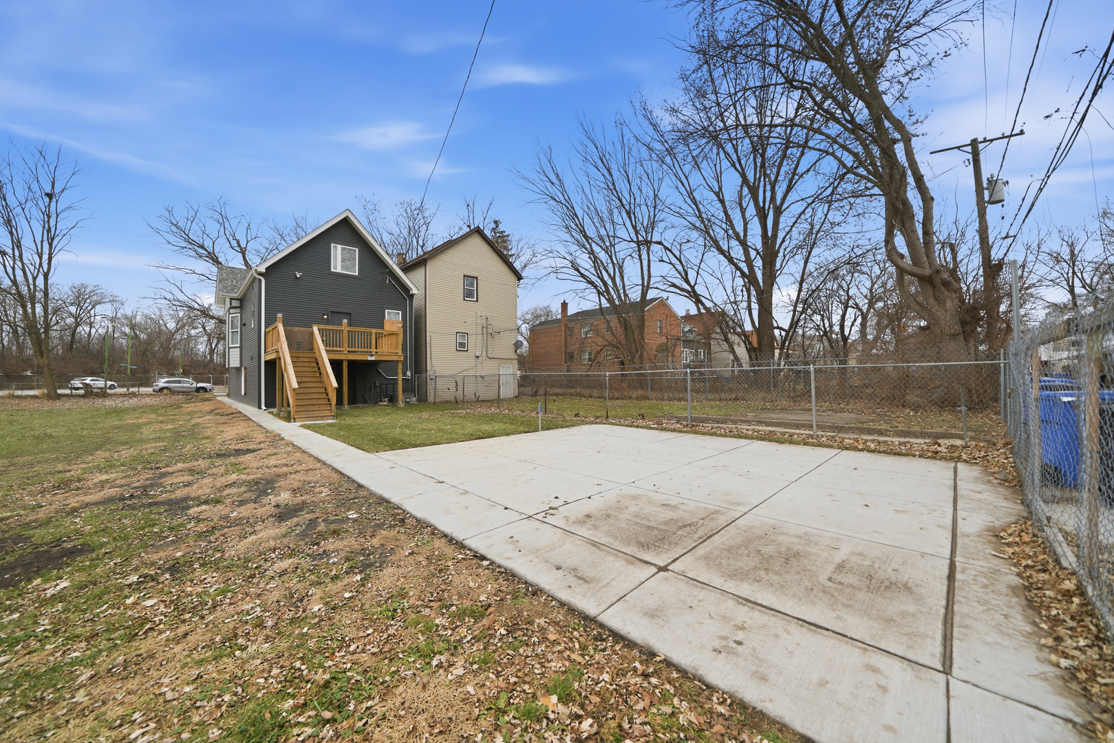 8839 S Colfax Avenue, Chicago, IL 60617