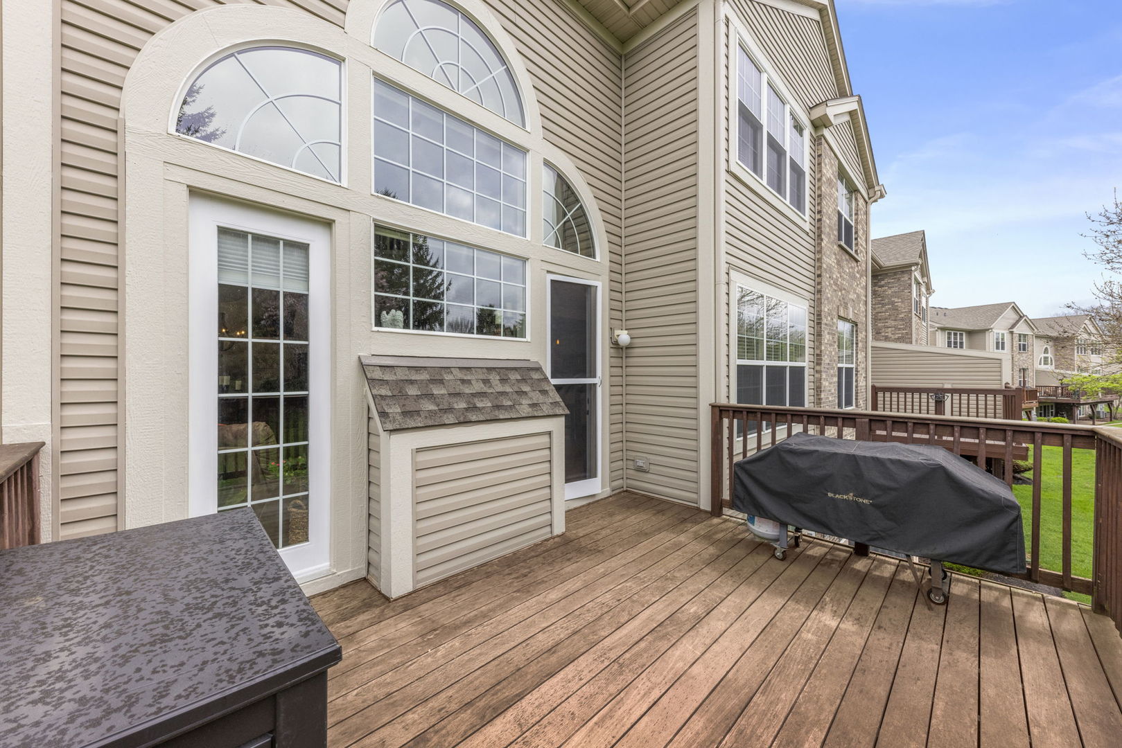 186 River Mist Drive, Oswego, IL 60543