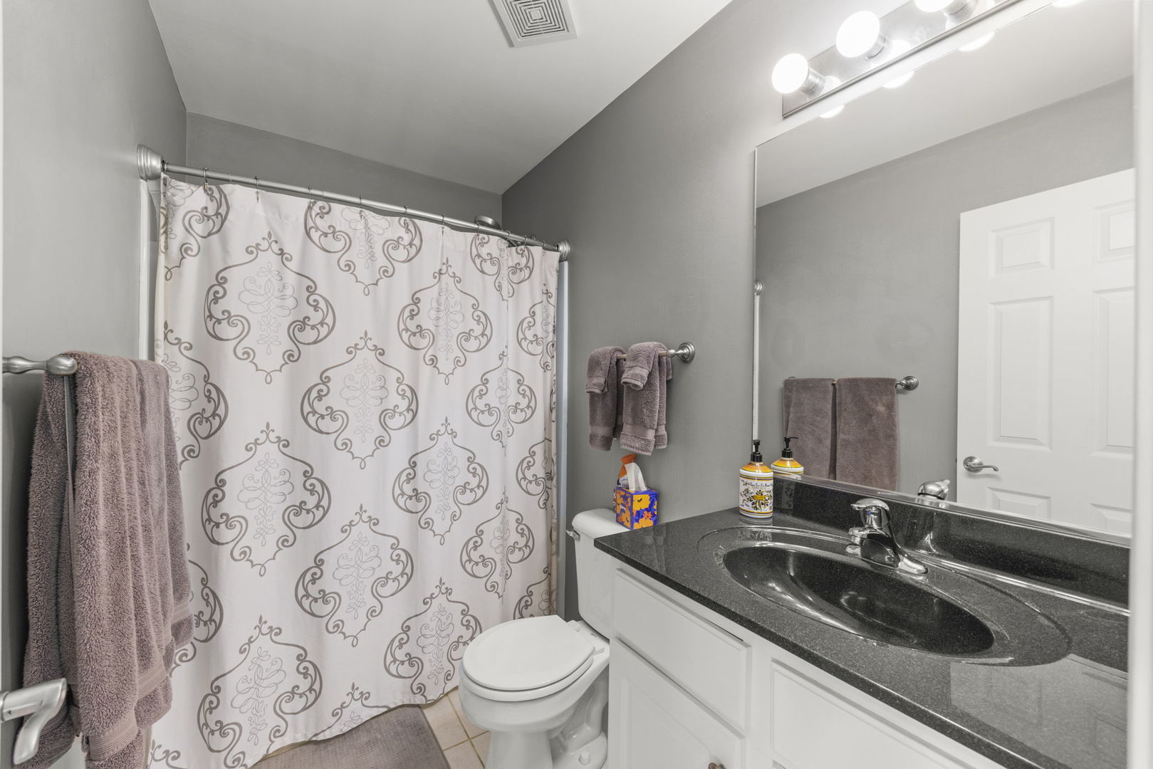 186 River Mist Drive, Oswego, IL 60543