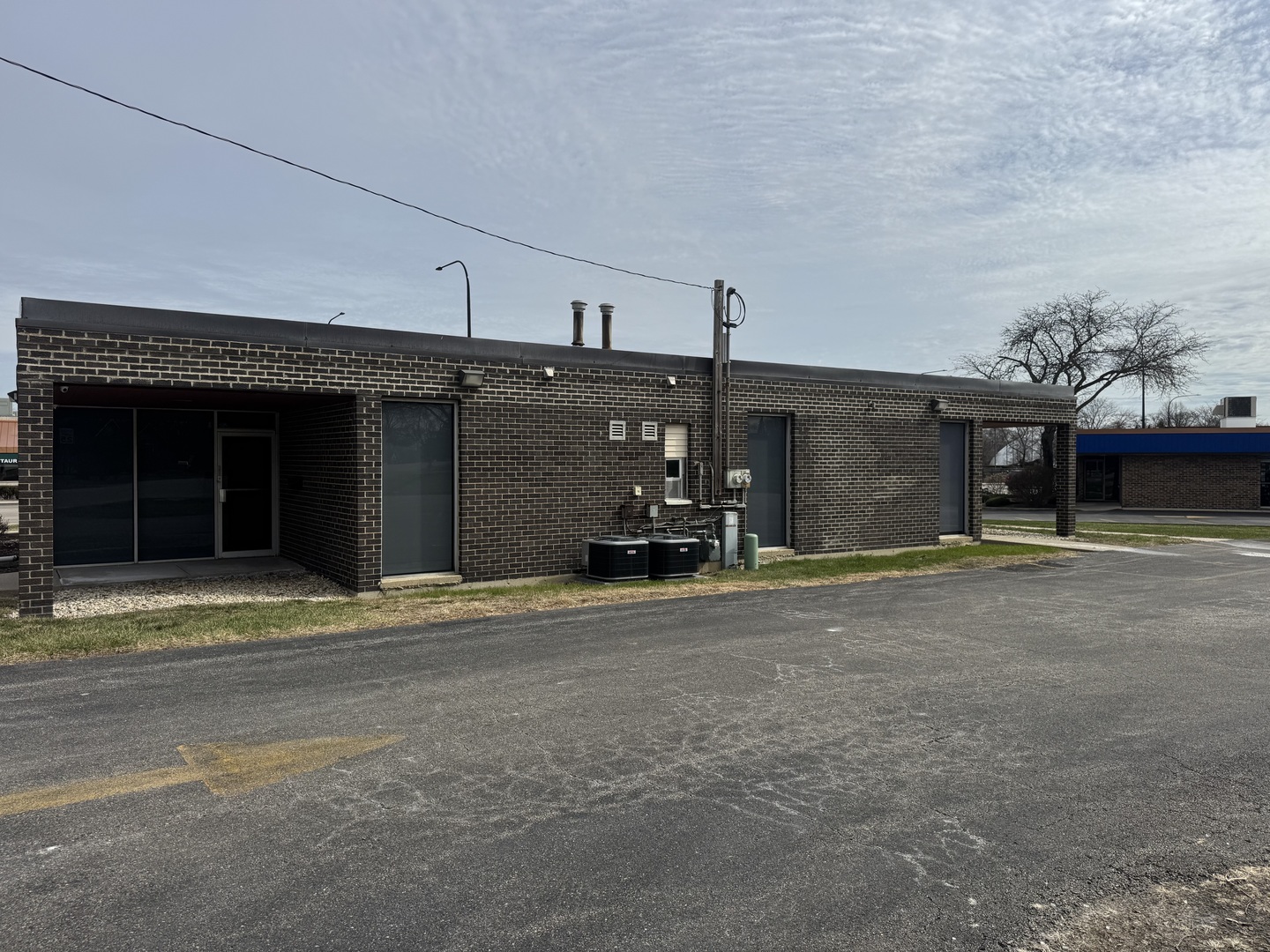 991 W Lake Street, Addison, IL 60101