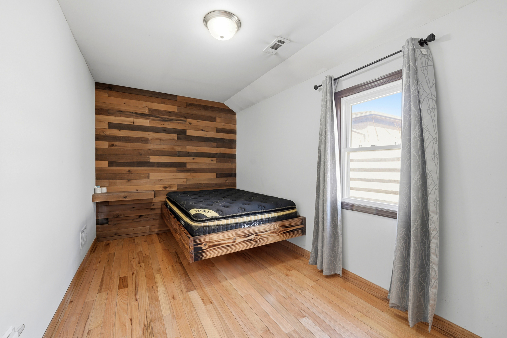 4115 Denley Avenue, Schiller Park, IL 60176